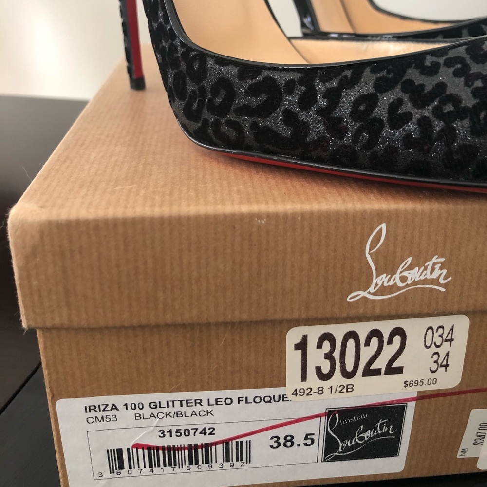 Authentic Christian Louboutin Iriza - Picture 5 of 5